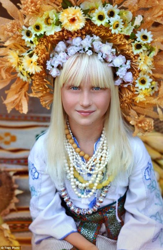 It seems the trend is spreading beyond Ukraine, with New York hairstylist Ilker Akyol using the vinok as inspiration for a range of floral crowns…
