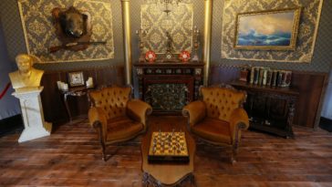 5b2d29e2e4b01cce9ac70b24 1529686498804