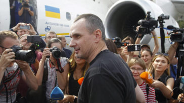 B3FE425UKRAINSOC20191010134921