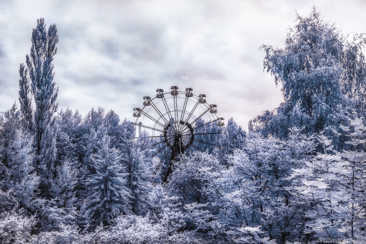 Winter in Chernobyl captured in infrared 13 vladimir migutin chernobyl infrared 13