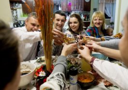 254 orthodox christmas the gift of helping others sett 20180107db001 jpg