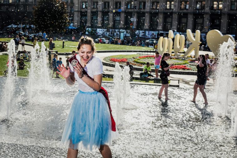 In This City, Students Take Over on the Last Day of School 1 3366 in this city students take over on the last day of last bell kiev ukraine11ngsversion1530554216646adapt19001