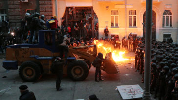 65 moby slams politicians in music video featuring fo original