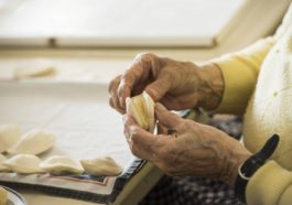 Opinion: Why I carry on the traditions of Ukrainian Christmas 9 SBWJ4AM3NNFIHBDE2GSY5RQGZU