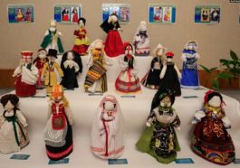 Ukrainian dolls travel the world: exhibit of traditional motanka dolls in Kyiv (photo report) 1 11